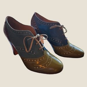 John Fluevog Oxford Pumps Discontinued Style sz 7.5